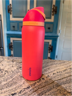 Owala FreeSip 32oz Pink Orange Stainless Steel Insulated Water Bottle
